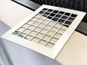 fiber laser cutting machine sheet metal cutting 2